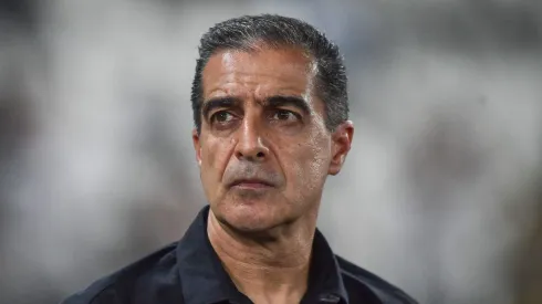 Renato Paiva, técnico do Botafogo. Foto: Thiago Ribeiro/AGIF