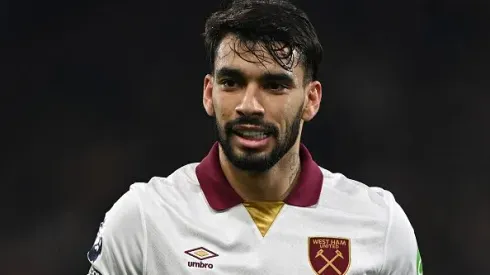 Lucas Paquetá durante partida entre Bournemouth e West Ham, pela Premier League, em 2024. Foto: Mike Hewitt