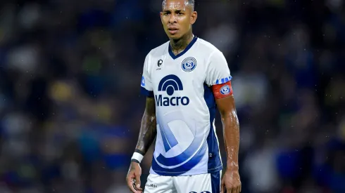 BUENOS AIRES, ARGENTINA – FEBRUARY 11: Sebastian Villa of Independiente Rivadavia looks on during a Torneo Apertura Betano 2025 Group A match between Boca Juniors and Independiente Rivadavia at Estadio Alberto J. Armando on February 11, 2025 in Buenos Aires, Argentina. (Photo by Marcelo Endelli/Getty Images)