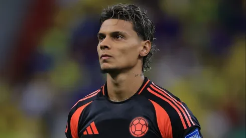 Richard Ríos, meio-campista do Palmeiras e da Seleção Colombiana – Foto: Buda Mendes/Getty Images