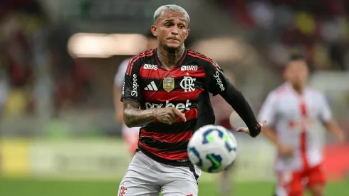 Wesley pediu desculpas após discussão com torcedor. Foto: Thiago Ribeiro/AGIF
