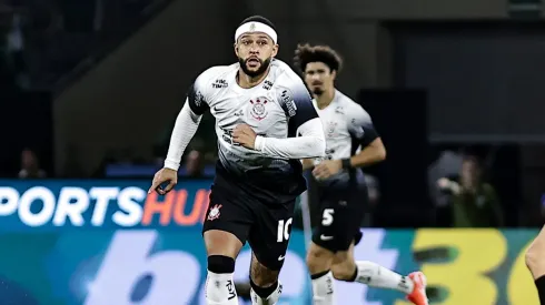 Memphis Depay jogador do Corinthians – Foto: Fabio Giannelli/AGIF