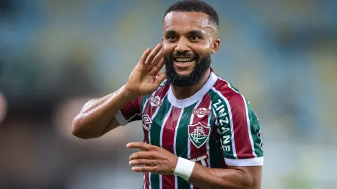 Samuel Xavier, jogador do Fluminense comemora seu gol durante partida contra o Santos no estadio Maracana pelo campeonato Brasileiro A 2025.