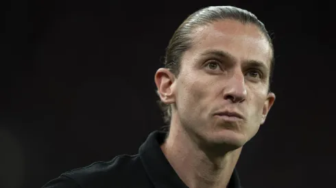 Filipe Luís vive bom momento no Flamengo em 2025 – Foto: Jorge Rodrigues/AGIF