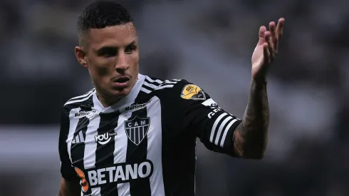Arana tem leão confirmada e desfalca o Galo na temporada