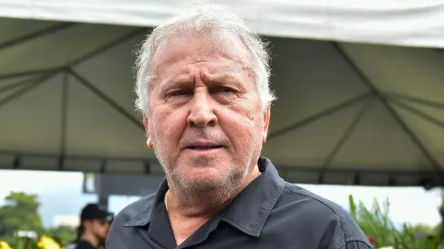 Zico não aprovou ninguém do Flamengo.