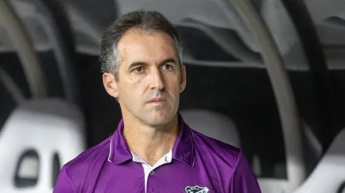 CE – FORTALEZA – 19/03/2025 – COPA DO NORDESTE 2025, CEARA X JUAZEIRENSE – Leo conde tecnico do Ceara durante partida contra o Juazeirense no estadio Arena Castelao pelo campeonato Copa Do Nordeste 2025.