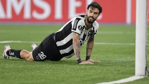 Mastriani jogador do Botafogo durante partida contra o Carabobo no estádio Engenhão pelo campeonato Copa Libertadores 2025. Foto: Thiago Ribeiro/AGIF