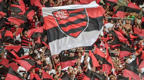 Torcida do Flamengo durante partida contra Atlético-MG no estádio Maracanã pelo campeonato Copa Do Brasil 2024. Foto: Thiago Ribeiro/AGIF