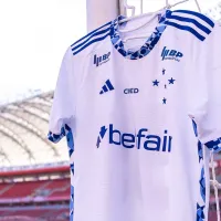 Cruzeiro divulga campanha oficial de lançamento da nova camisa branca da temporada 2025