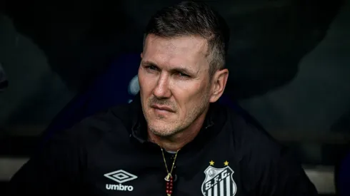 Grêmio não quer Paulo Turra – Foto: Thiago Ribeiro/AGIF.