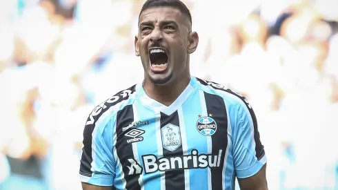 RS – Porto Alegre – 16/10/2022 – BRASILEIRO B 2022, GREMIO X BAHIA – Diego Souza jogador do Gremio lamenta chance perdida durante partida contra o Bahia no estadio Arena do Gremio pelo campeonato Brasileiro B 2022. Foto: Pedro H. Tesch/AGIF