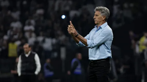 Renato Gaúcho, técnico do Fluminense, durante partida contra o Corinthians, pelo Campeonato Brasileiro. Foto: Fabio Giannelli/AGIF.