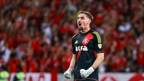 Anthoni, goleiro do Internacional, durante partida contra o Atlético Nacional-COL, pela CONMEBOL Libertadores. Foto: Maxi Franzoi/AGIF.