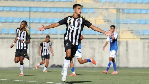 Louback, em ação pelo Atlético-MG – Foto: Daniela Veiga / Atlético