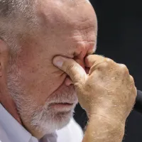 Grêmio se reuniu com Mano Menezes para debater atitudes de Quinteros que causaram problemas no elenco