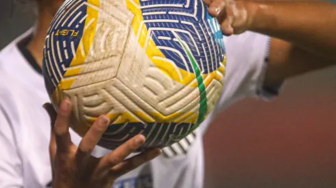 Jogadora Santos. Foto: Reinaldo Campos/AGIF