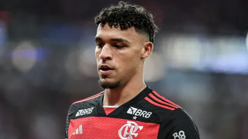 Filipe Luís falou sobre Victor Hugo