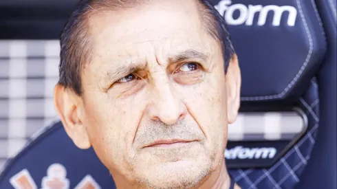 Ramón Díaz não será técnico do Santos.