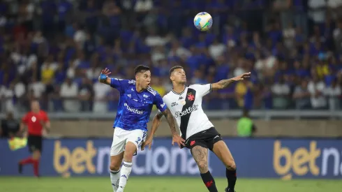 jogador do Cruzeiro durante partida contra o Vasco – Foto: Gilson Lobo/AGIF