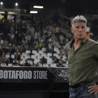 “Assistimos ao Botafogo jogar”, admite Renato após clássico no Nilton Santos