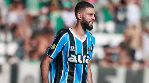 Wagner Leonardo reencontra o Vitória com a camisa do Grêmio