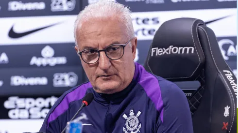 Dorival Jr não 'se esqueceu' do Flamengo em coletiva de apresentação no Corinthians e reacendeu polêmica – Foto: Rodrigo Coca/Ag. Corinthians