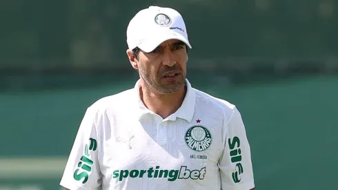Abel Ferreira durante treinamento na Academia de Futebol. Foto: Cesar Greco/SEP