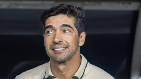 CE – FORTALEZA – 20/04/2025 – BRASILEIRO A 2025, FORTALEZA X PALMEIRAS – Abel Ferreira tecnico do Palmeiras durante partida contra o Fortaleza no estadio Arena Castelao pelo campeonato Brasileiro A 2025.