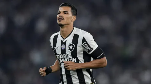 Danilo Barbosa jogador do Botafogo durante partida contra o Fortaleza no estádio Engenhão pelo campeonato Brasileiro A 2024.
