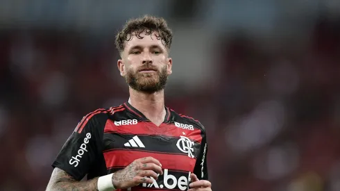 Léo Pereira em jogo pelo Rubro-Negro