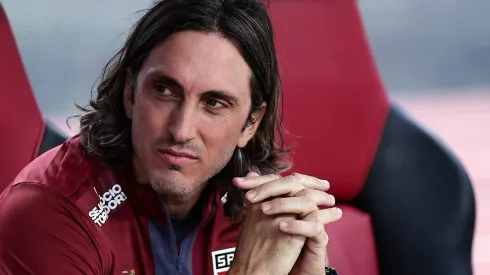 Zubeldía durante partida entre SPFC e Santos, no Morumbis, pelo Brasileirão.