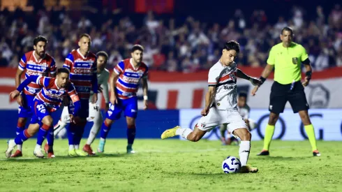 SP – SAO PAULO – 02/05/2025 – BRASILEIRO A 2025, SAO PAULO X FORTALEZA – Ferreira jogador do Sao Paulo durante partida contra o Fortaleza no estadio Morumbi pelo campeonato Brasileiro A 2025. Foto: Marcello Zambrana/AGIF