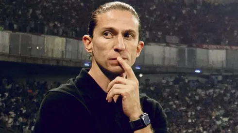 Filipe Luís durante partida entre Cruzeiro e Flamengo, no Mineirão, pelo Brasileirão. Foto: Adriano Fontes/CRF