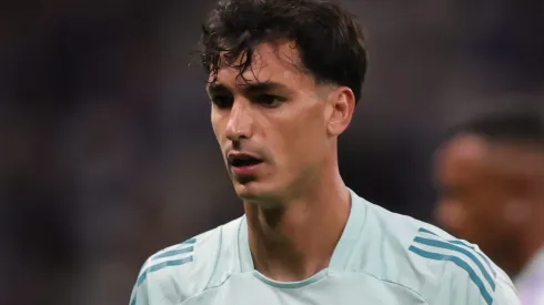 Dinenno não ficou sequer no banco contra o Flamengo e Jardim mandou a real