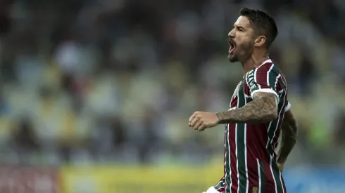 Everaldo, jogador do Fluminense, comemora seu gol durante partida contra o GV San José-BOL, pela Copa Sul-Americana. Foto: Jorge Rodrigues/AGIF.