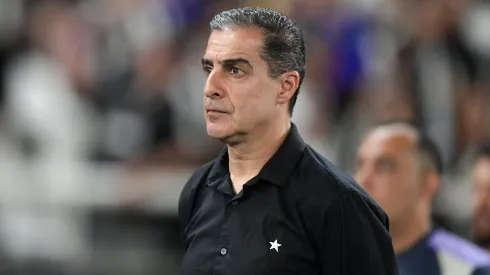 Renato Paiva expõe erro do Botafogo na Libertadores