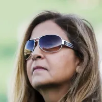 Santos se acerta com Leila Pereira e deve jogar no Allianz Parque, estádio do Palmeiras