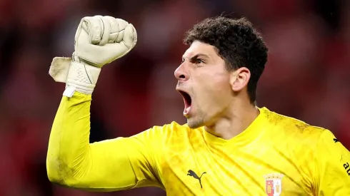 Matheus Magalhães está emprestado ao Ajax até junho.