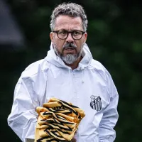 Cleber Xavier vê atacante aceitar saída do Santos e Gabriel Veron avalia ofertas da Rússia e da Grécia