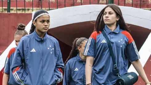 Jogadoras da categoria de base feminina se preparando para Copinha Feminina 2024