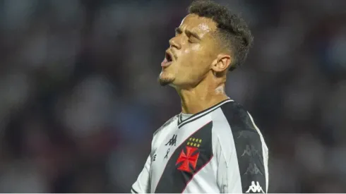 Em baixa no Vasco, Coutinho tem decepcionado o torcedor cruzmaltino – Foto: Anderson Romão/AGIF
