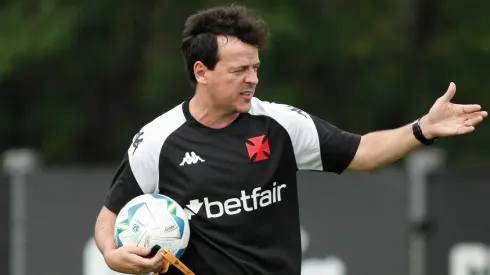 Fernando Diniz tem preocupação importante no Vasco para a Sul-Americana