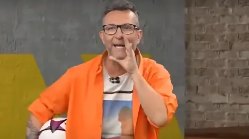 Neto comentando em seu programa – Foto: Reprodução – Os Donos da Bola