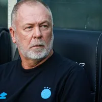“Coisa que não existe”: Mano Menezes detalha desequilíbrio do Grêmio como principal problema da equipe