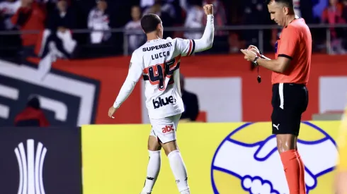 Lucca, jogador do Sao Paulo, comemora seu gol durante partida contra o Libertad no estadio Morumbi pelo campeonato Copa Libertadores 2025. Foto: Marcello Zambrana/AGIF
