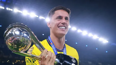 Brian Rodríguez durante comemoração do título mexicano.