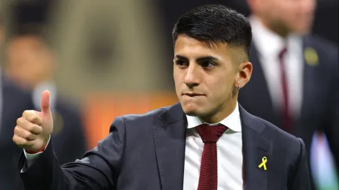 Thiago Almada, meia argentino do Lyon e da Seleção Argentina, ex-Botafogo – Foto: Michael Zarrilli/Getty Images