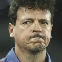 Após Souza, Fernando Diniz autoriza 2ª saída do Vasco e Capasso rescinde contrato