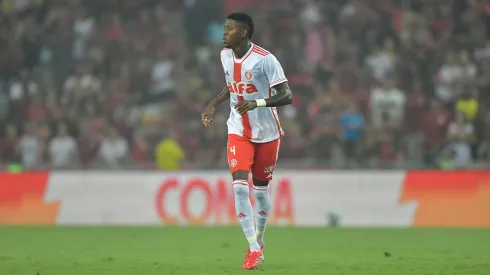 SP – RIO DE JANEIRO – 29/03/2025 – BRASILEIRO A 2025, FLAMENGO X INTERNACIONAL – Vitao jogador do Internacional durante partida contra o Flamengo no estadio Maracana pelo campeonato Brasileiro A 2025. Foto: Thiago Ribeiro/AGIF